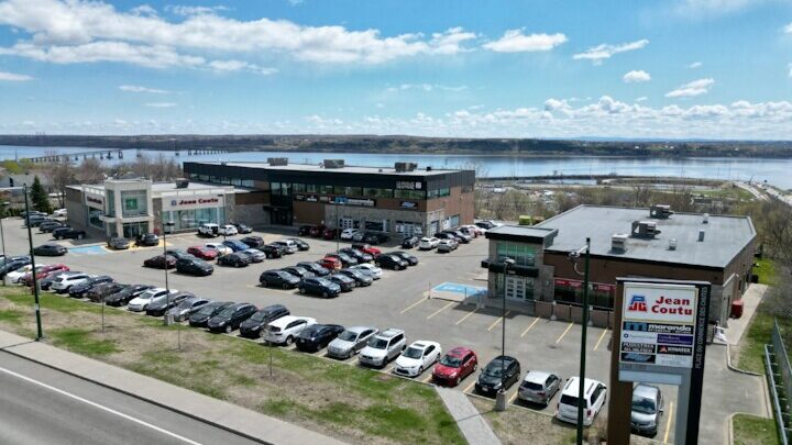 1352 Boulevard des Chutes